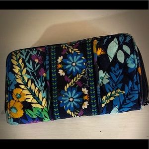 Vera Bradley wallet